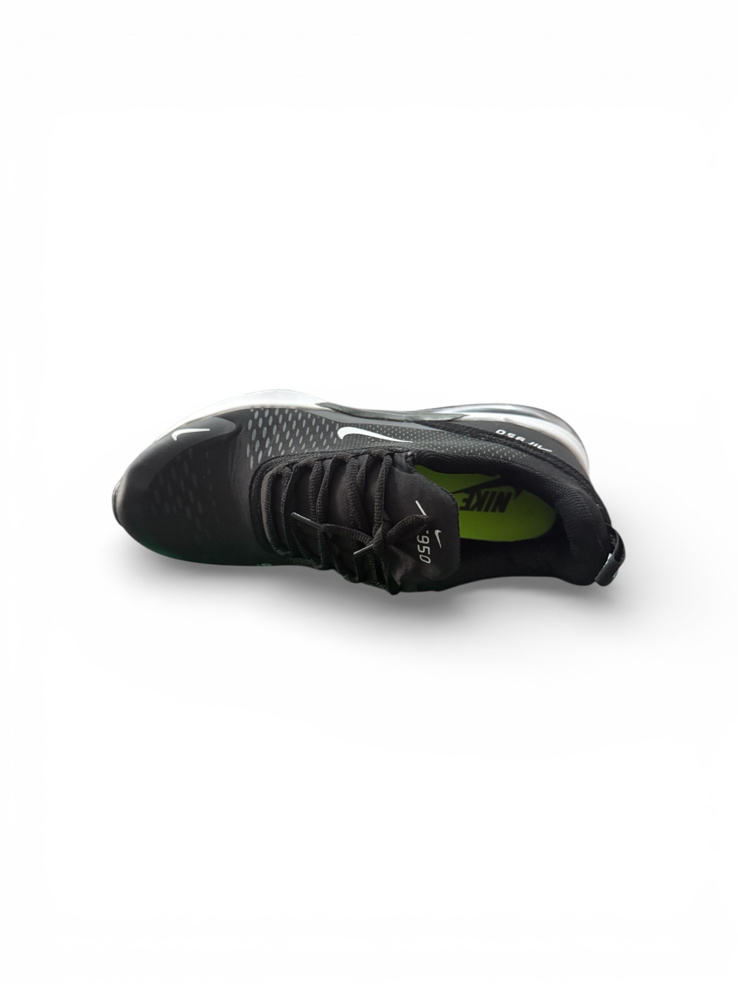 air 950 preto branco